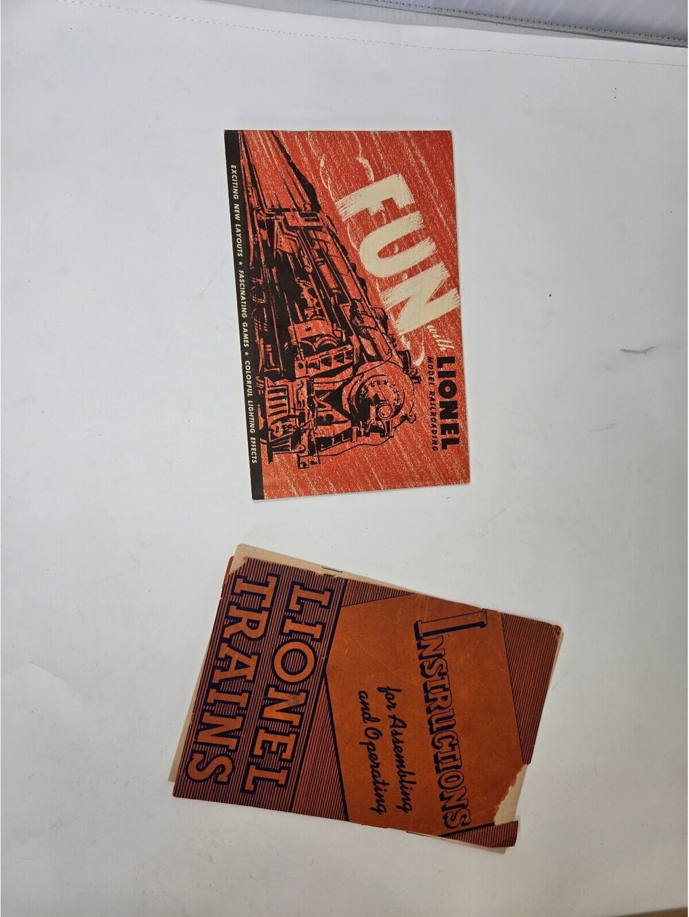 Lot of 2 Vintage 1940s Lionel Train Paper: 1942 Instruction Manual & 1947 Broc